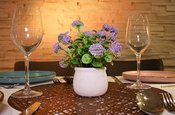 Die Julia, Julia Jakobs, Event, Küche, Eventküche, Restaurant, Clubhaus, Siepental, Essen, Essen-Bergerhausen, Startseite, Bild von gedecktem Tisch 