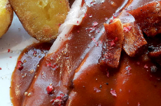 Die Julia, Julia Jakobs, Event, Küche, Eventküche, Restaurant, Clubhaus, Siepental, Essen, Essen-Bergerhausen, Impressionen, Bild von Kartoffeln mit Fleisch und Soße